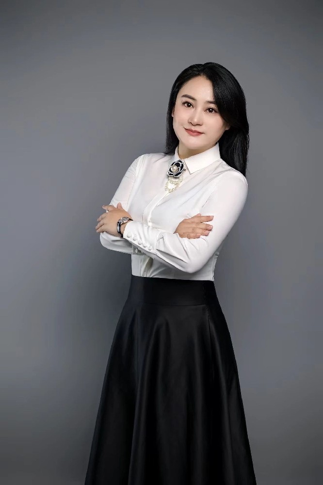 46岁前大厂女将的重启路:八年沉寂,奔赴远方 - 第1张 46岁前大厂女将的重启路:八年沉寂,奔赴远方 - 第1张