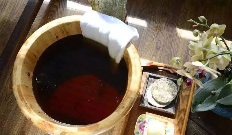 湿重病缠身,艾灸祛湿升阳快,通调虚寒湿 - 第3张 湿重病缠身,艾灸祛湿升阳快,通调虚寒湿 - 第3张