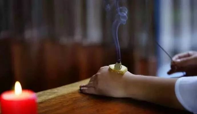 总胸闷气短,喉痒出虚汗?这种怪病闻所未闻,却最爱缠女人 ! - 第3张 总胸闷气短,喉痒出虚汗?这种怪病闻所未闻,却最爱缠女人 ! - 第3张