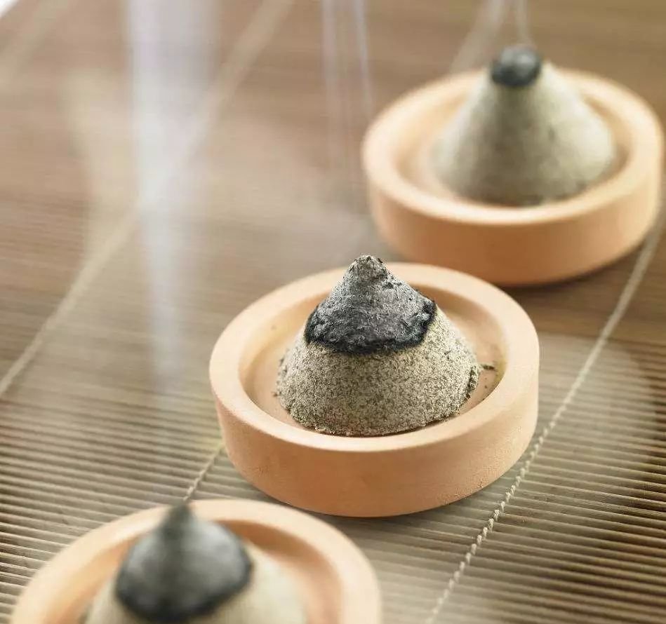 你是如何一步步走向衰老的?“四十腰、五十肩、六十耳”,艾灸让你比同龄人年轻10岁! - 第5张 你是如何一步步走向衰老的?“四十腰、五十肩、六十耳”,艾灸让你比同龄人年轻10岁! - 第5张