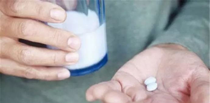 4个穴位最养脾胃肾!这里养好了,一生都无虞! - 第3张 4个穴位最养脾胃肾!这里养好了,一生都无虞! - 第3张